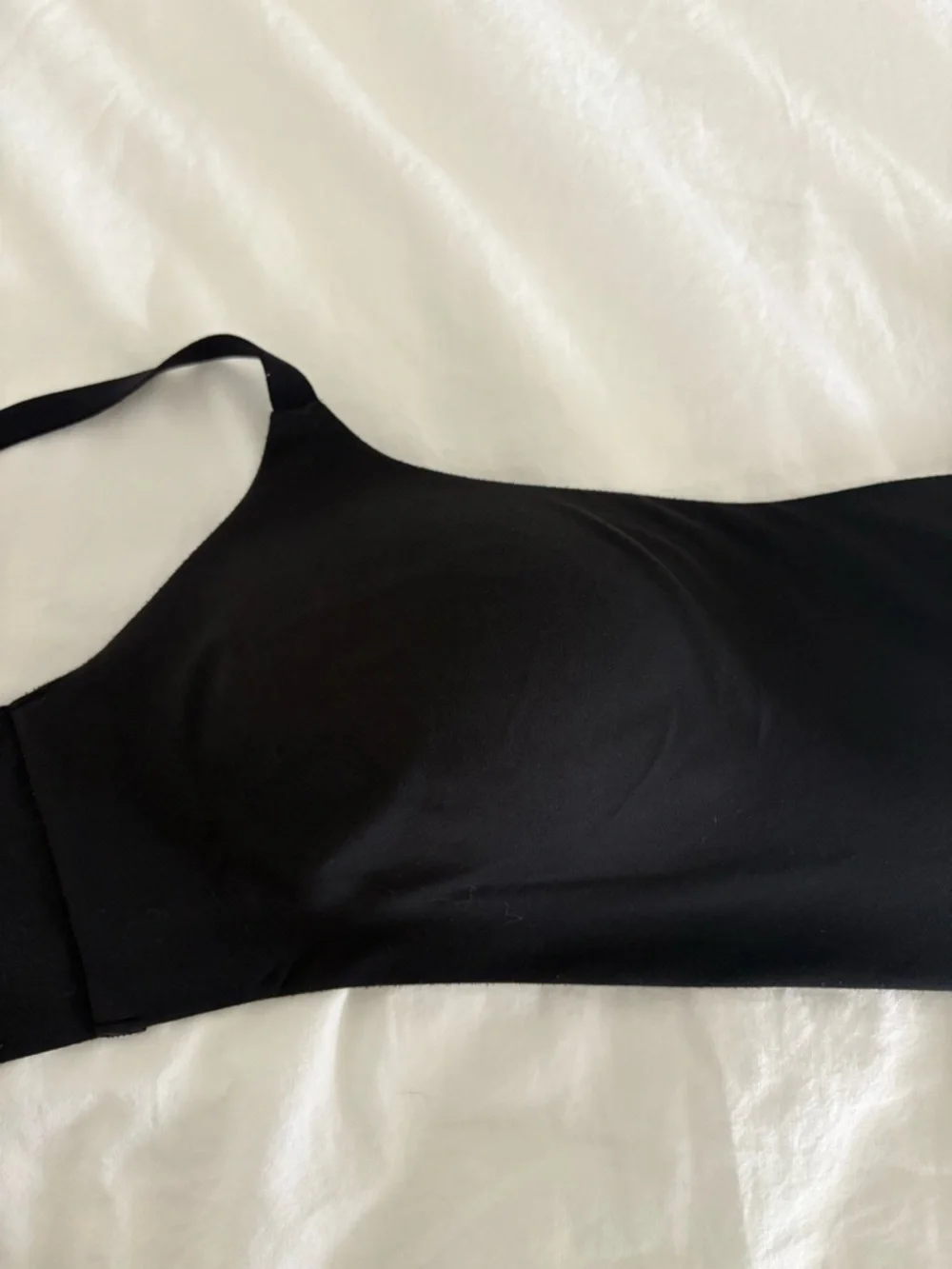 SMOOTHEZ Bra-ish Wireless Bralette - Medium - Picture 7 of 13